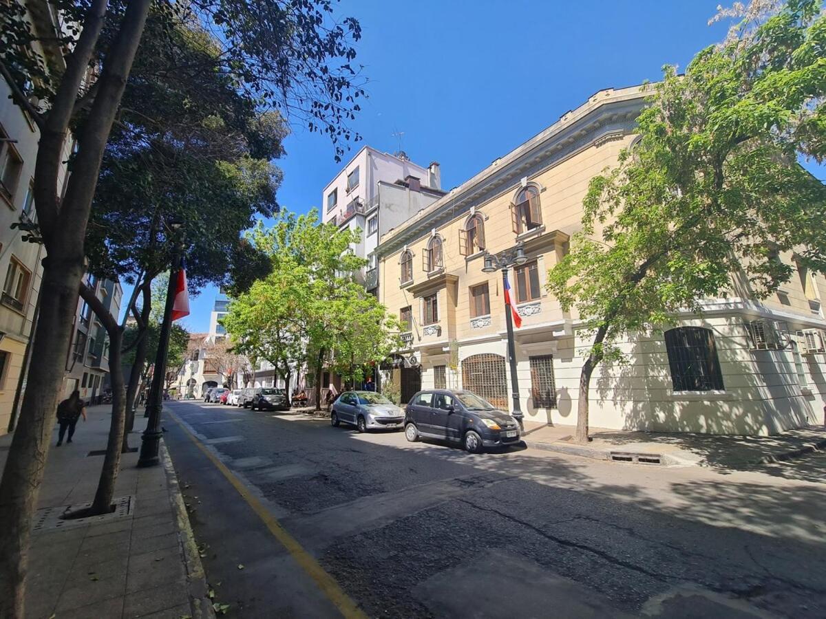 Oceana Suites Lastarria, En Cerro Santa Lucia Santiago Exterior foto